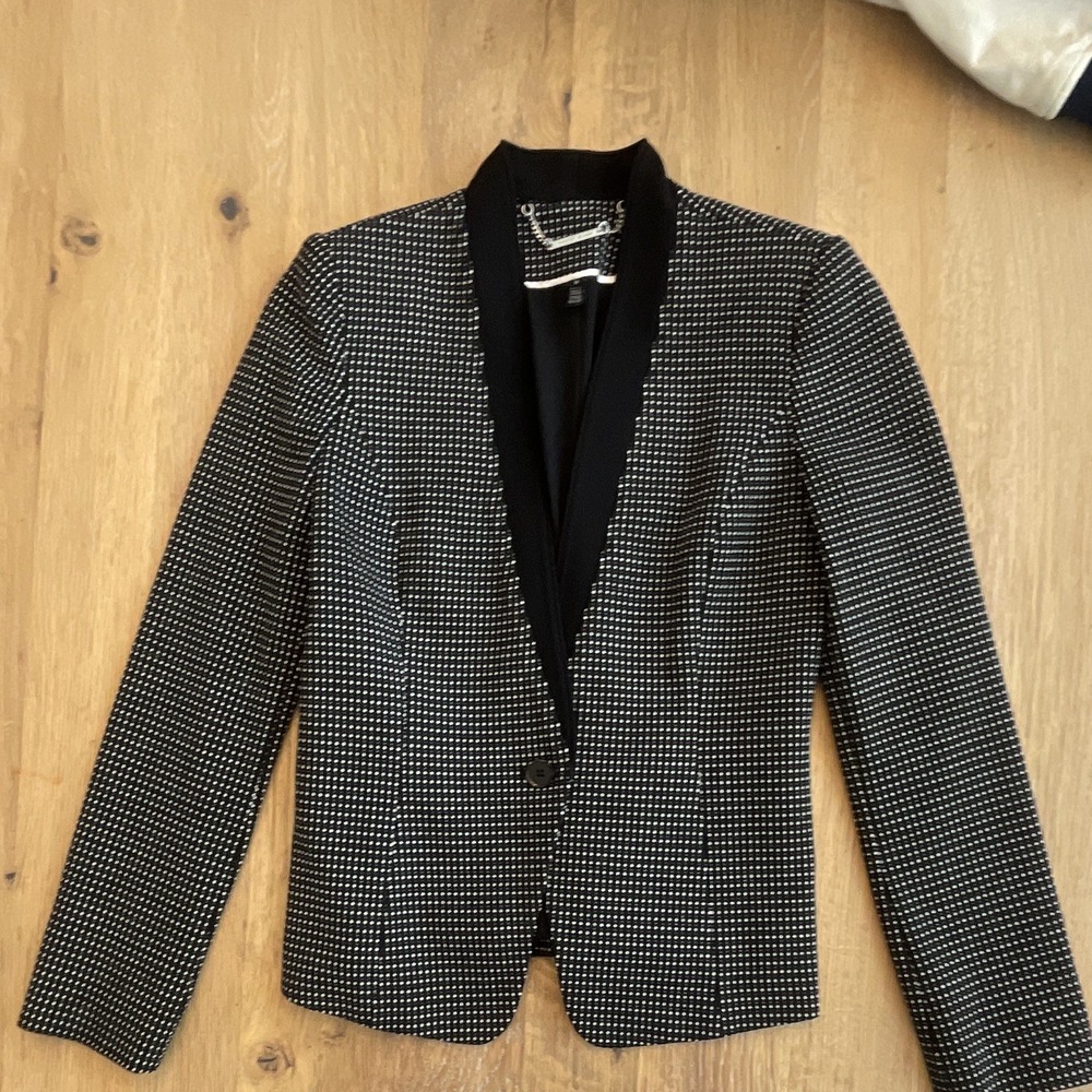 White‎ House Black Market Women's Black White Geometric Shawl Collar Jacket 0